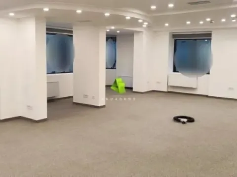 Poslovni prostor in Medijana