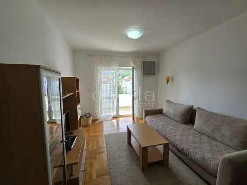 Izdavanje, stan, 50m², Tivat, Crna Gora - image 2