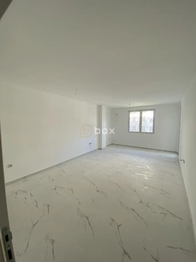 Prodaja, dvosoban stan, 73m², Pantelej, Niš