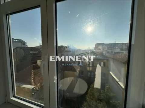 Izdavanje, dvosoban stan, 40m², Vračar Sve Podlokacije, Beograd - image 8