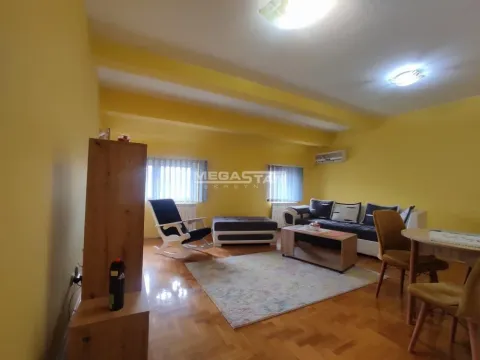 Prodaja, dvosoban stan, 50m², Vojvode Vlahovica, Beograd - image 1