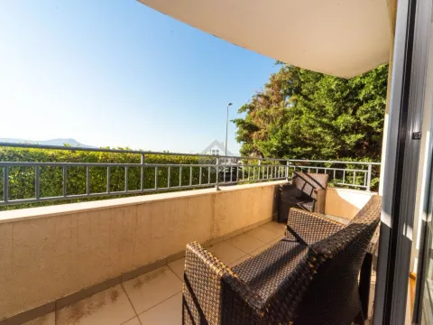 Izdavanje, dvosoban stan, 90m², Gorica C, Podgorica - image 9