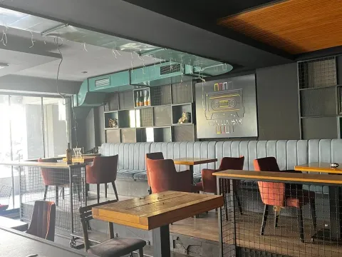 Rent, office space, 95m², City Kvart, Podgorica - image 6