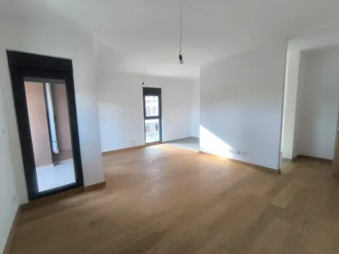 Izdavanje, dvosoban stan, 72m², City Kvart, Podgorica - image 4