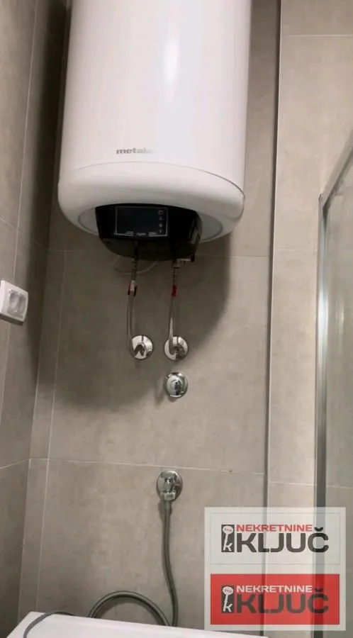 Izdavanje, dvosoban stan, 65m², Telep, Novi Sad Sve Podlokacije