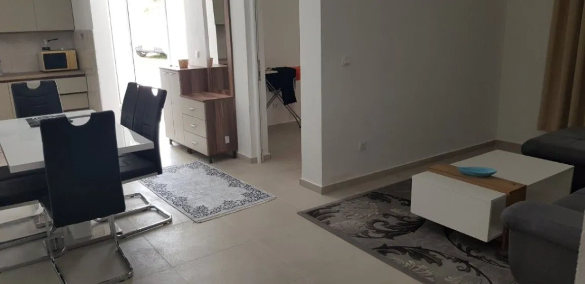 Izdavanje, kuća, 65m², Djerane, Ulcinj