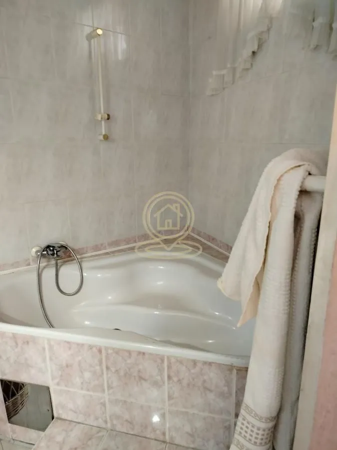 Prodaja, trosoban stan, 96m², Centar, Novi Sad