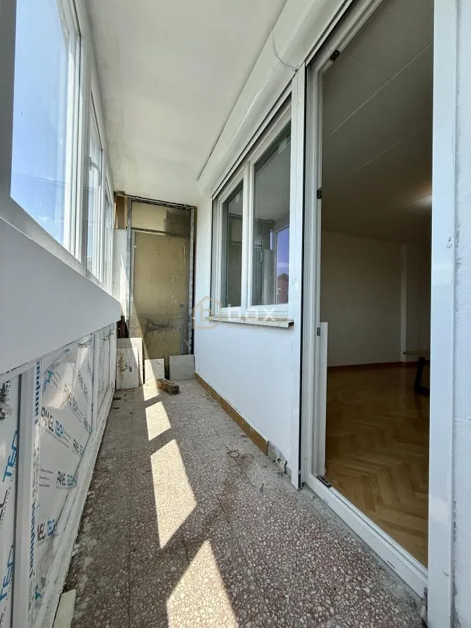 Prodaja, trosoban stan, 70m², Medijana, Niš