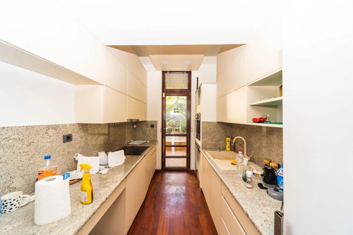 Rent, house, 270m², Gorica C, Podgorica