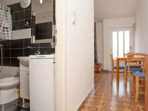 Sale, one bedroom apartment, 43m², Budva, Crna Gora - image 6