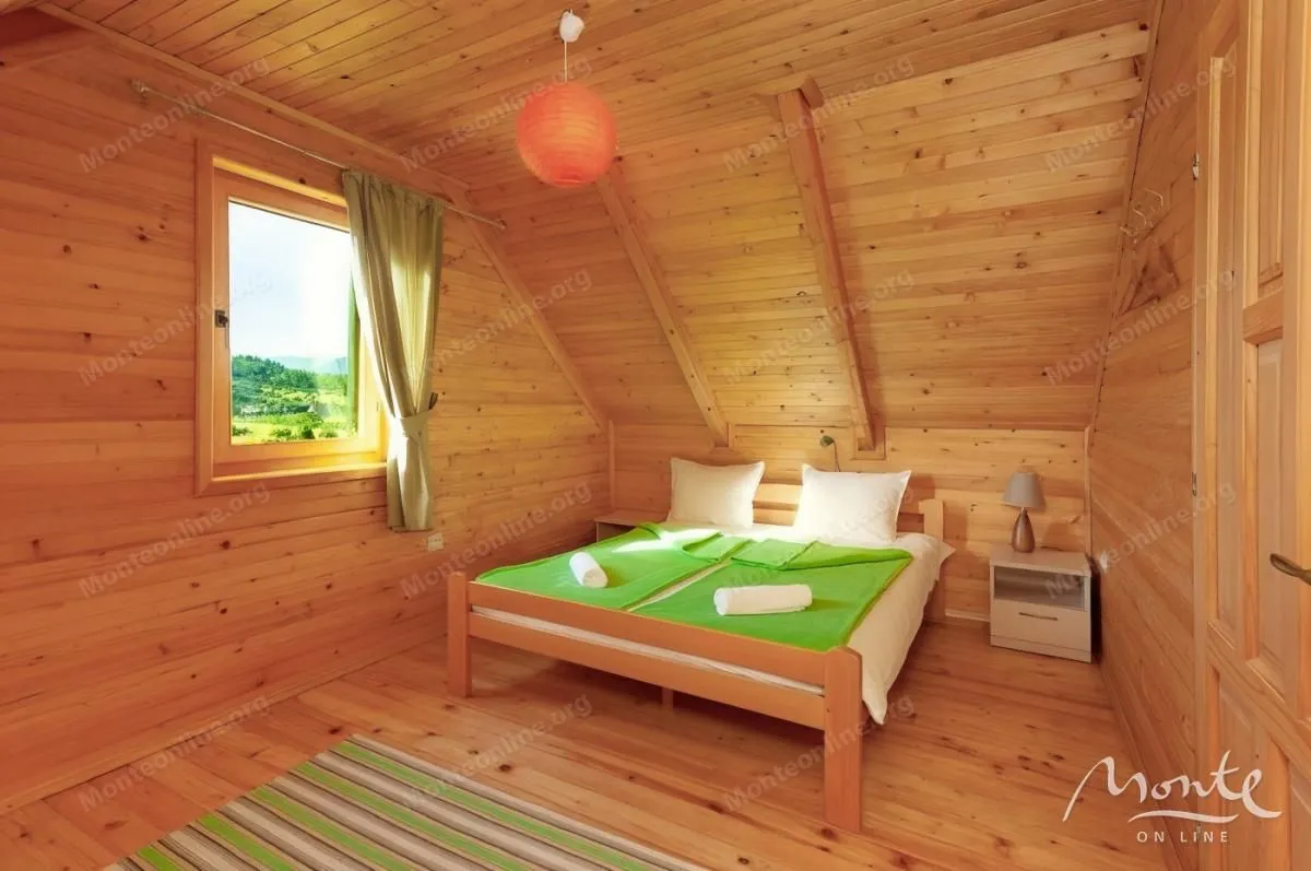 Sale, office space, 480m², Borje, Žabljak