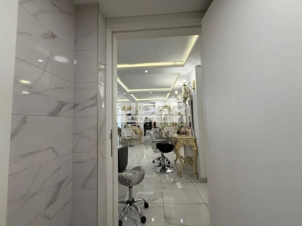 Rent, office space, 320m², Savski Venac, Beograd