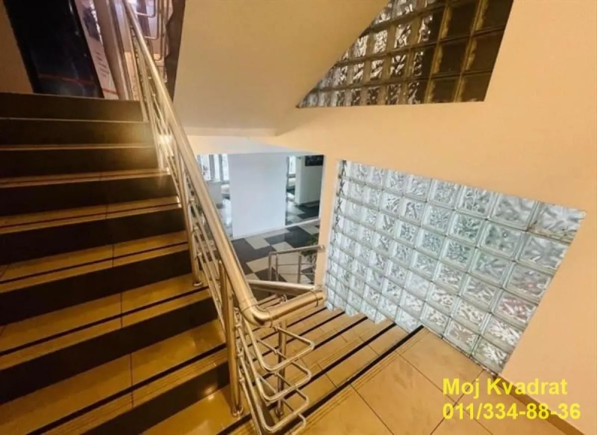 Rent, office space, 410m², Zemun Gornji Grad, Zemun Sve Podlokacije