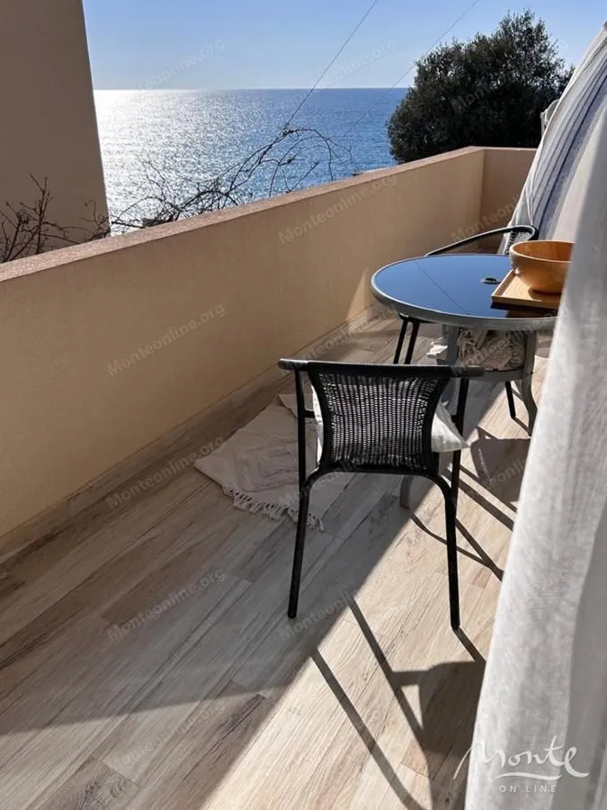 Sale, two bedroom apartment, 83m², Dobre Vode, Bar