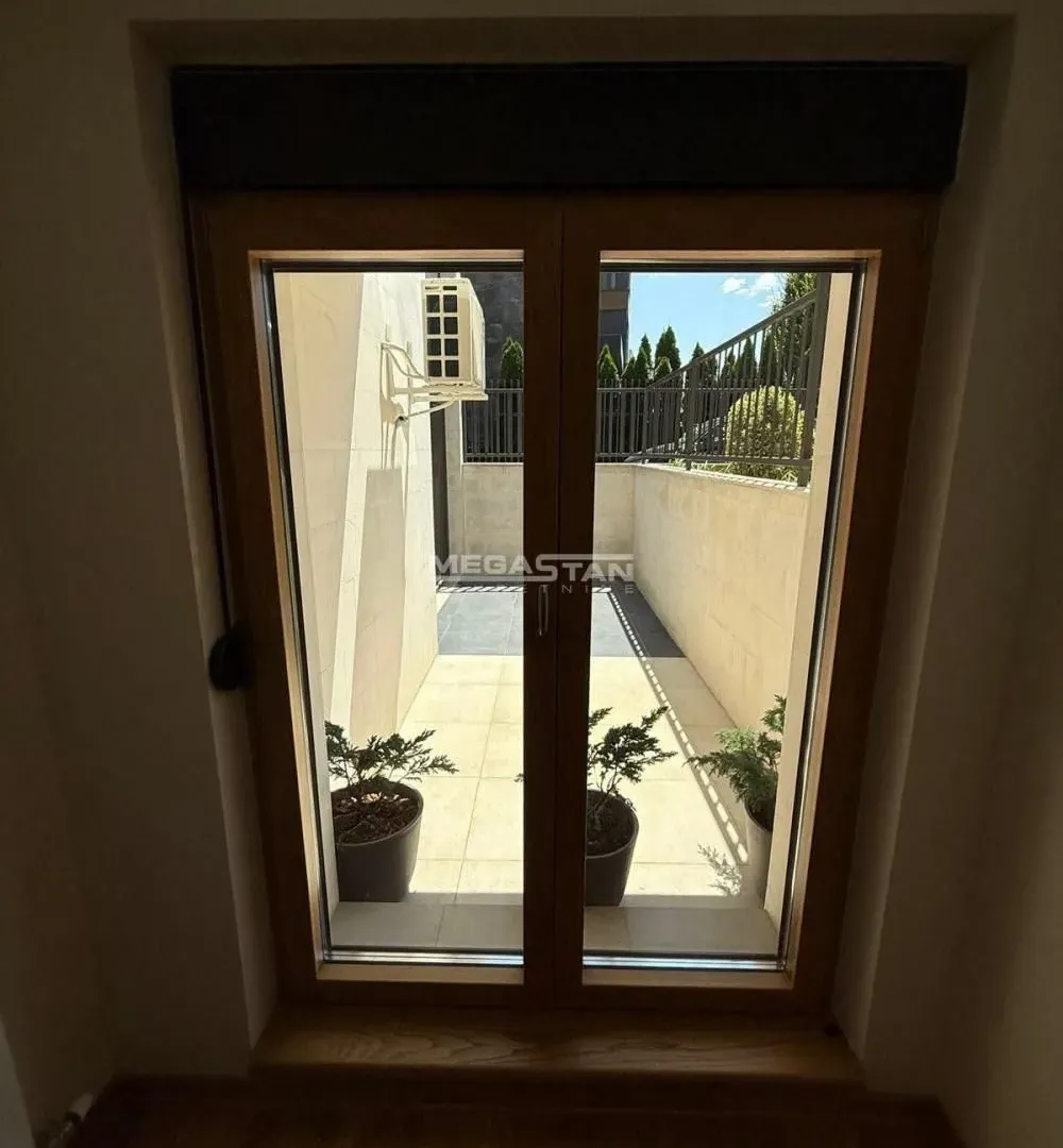 Prodaja, dvosoban stan, 70m², Savski Venac, Beograd
