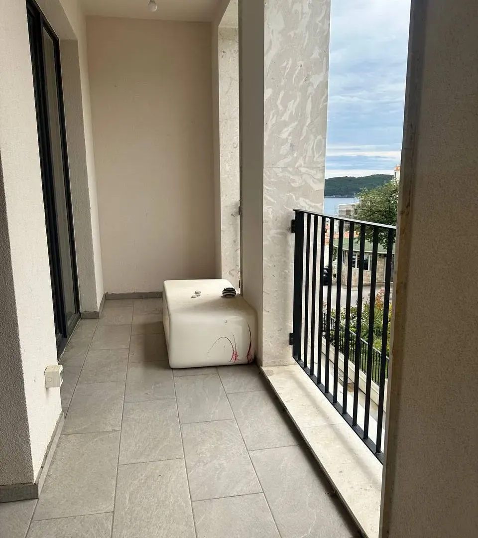 Prodaja, trosoban stan, 103m², Bečići, Budva