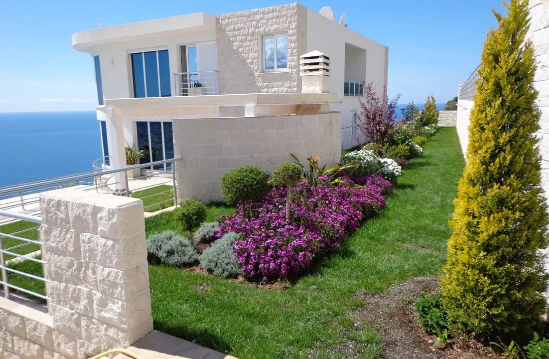 Sale, house, 400m², Dobra Voda, Bar
