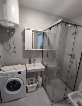Rent, one bedroom apartment, 43m², Bečići, Budva - image 6