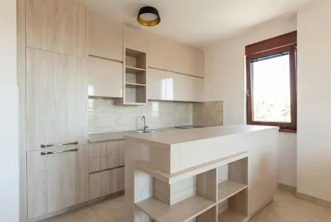 Sale, three bedroom apartment, 120m², Bečići, Budva - image 4
