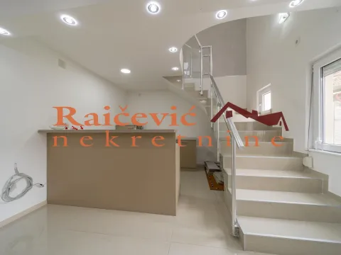 Rent, office space, 180m², Lekino Brdo, Voždovac Sve Podlokacije - image 4