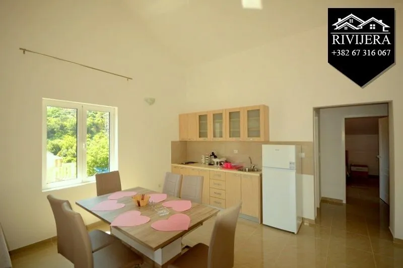 Prodaja, jednosoban stan, 73m², Đenovići, Herceg Novi