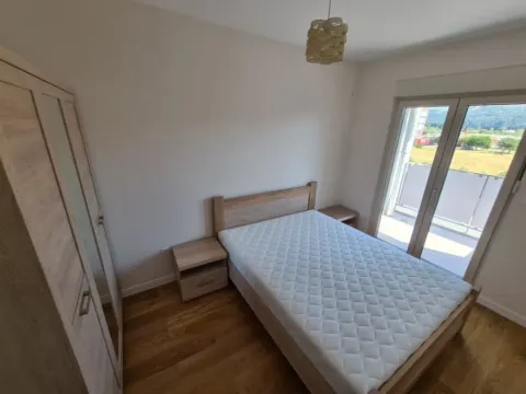 Izdavanje, jednosoban stan, 48m², Centar, Bar - image 2