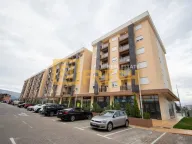 Izdavanje, jednosoban stan, 48m², City Kvart, Podgorica - image 1