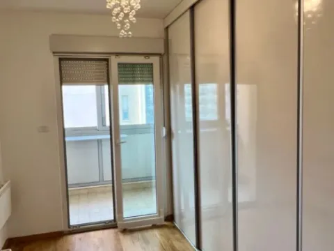 Prodaja, trosoban stan, 98m², City Kvart, Podgorica - image 9