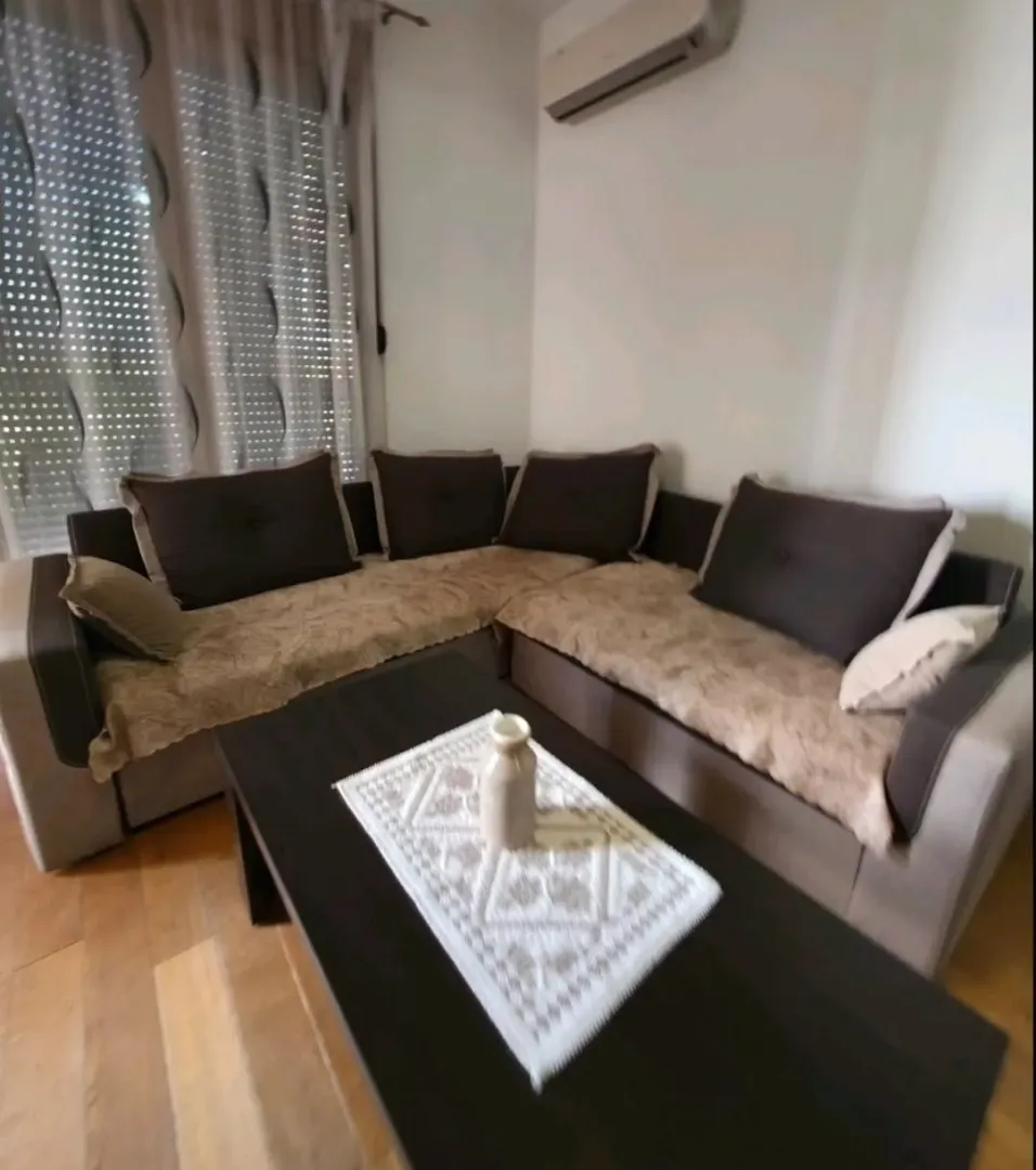 Izdavanje, jednosoban stan, 46m², Krivi Most, Podgorica