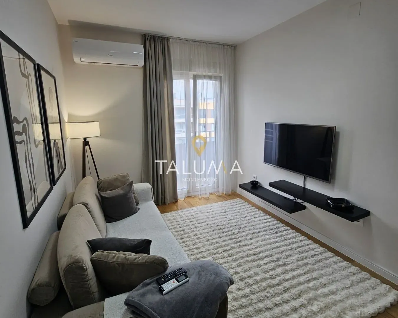 Izdavanje, jednosoban stan, 40m², City Kvart, Podgorica