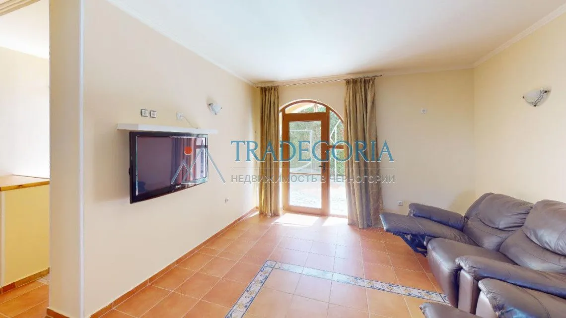 Prodaja, kuća, 217m², Zeleni, Rožaje