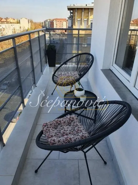 Prodaja, trosoban stan, 113m², Nova Detelinara, Novi Sad Sve Podlokacije