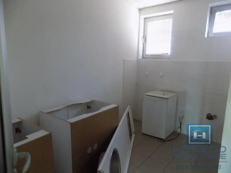 Rent, office space, 213m², Centar, Paraćin