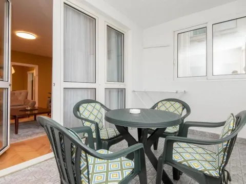 Sale, one bedroom apartment, 62m², Bar, Crna Gora - image 2