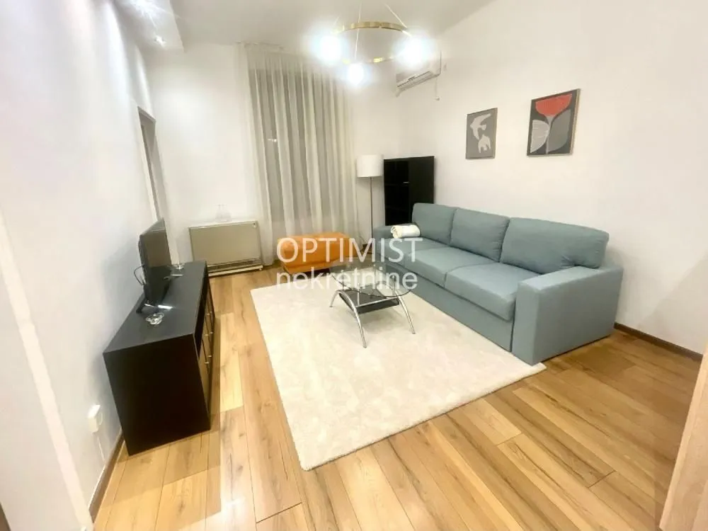 Rent, two bedroom apartment, 35m², Stari Grad, Beograd