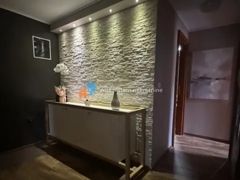 Izdavanje, dvosoban stan, 80m², Čukarica, Beograd - image 14