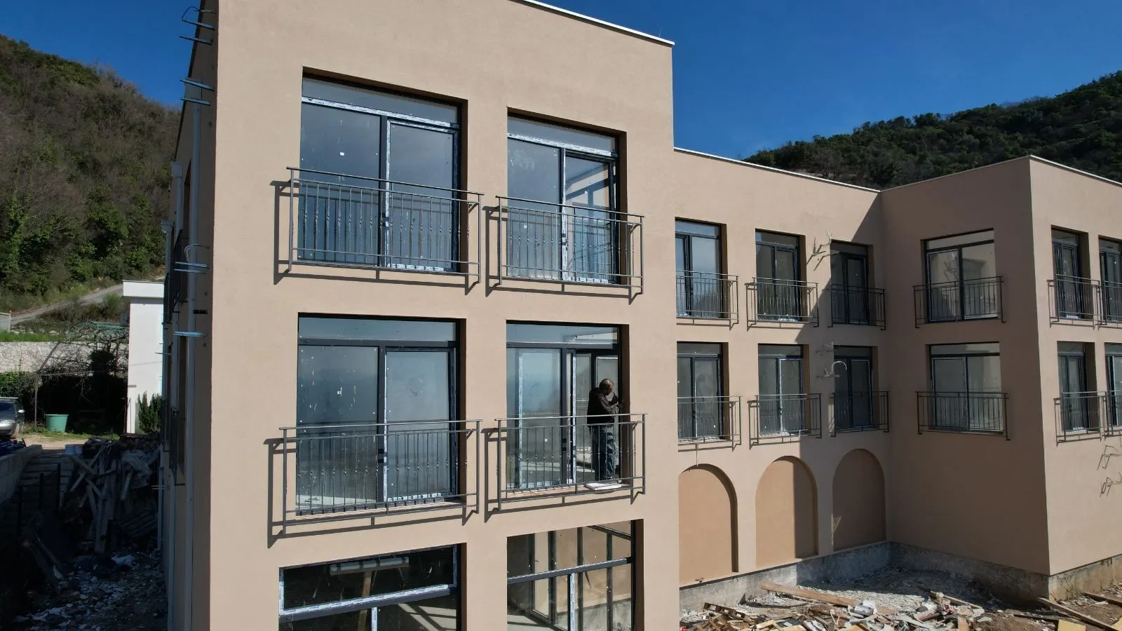 Prodaja, ugostiteljski objekat, 1680m², Seoce, Budva