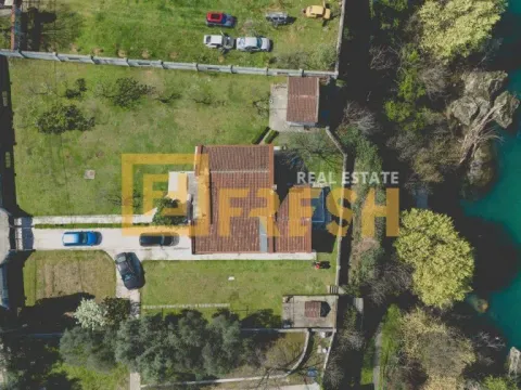 Prodaja, kuća, 150m², Stara Varoš, Podgorica - image 2