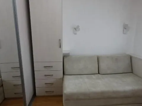 Izdavanje, trosoban stan, 68m², Čukarica, Beograd - image 6