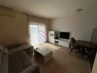 Izdavanje, dvosoban stan, 75m², City Kvart, Podgorica