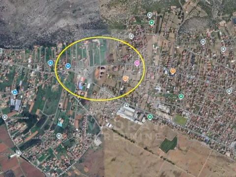 Zemljište in Tološi