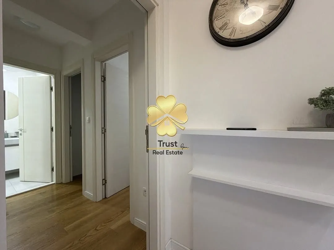 Izdavanje, dvosoban stan, 75m², Central Point, Podgorica
