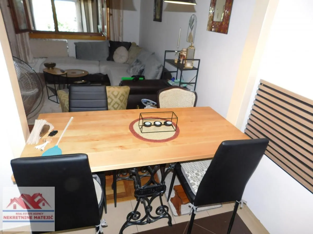 Prodaja, dvosoban stan, 65m², Centralna radionica, Kragujevac