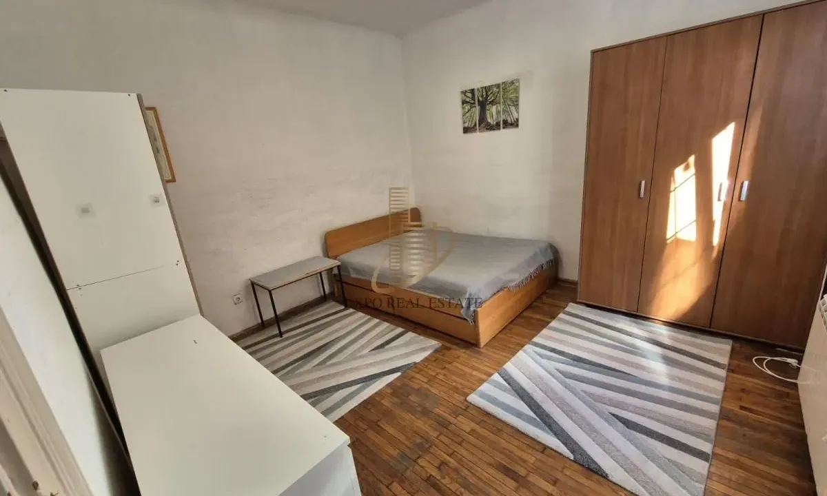 Prodaja, jednosoban stan, 32m², Gundulićev Venac, Beograd