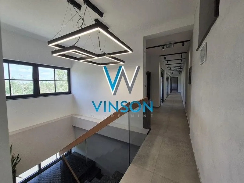 Rent, office space, 230m², Železnička Stanica, Novi Sad Sve Podlokacije