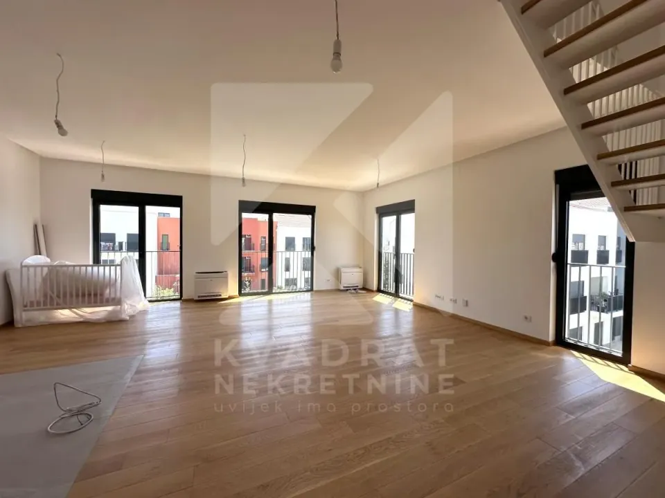 Izdavanje, stan, 340m², Zabjelo, Podgorica