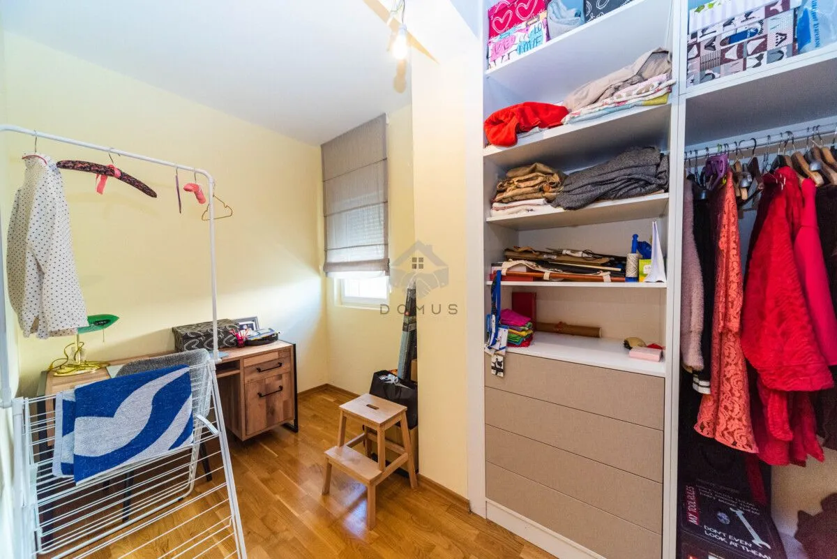 Prodaja, trosoban stan, 87m², Tuški Put, Podgorica