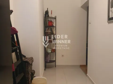 Prodaja, trosoban stan, 76m², Vračar Sve Podlokacije, Beograd - image 9