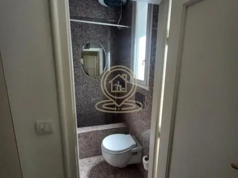 Izdavanje, trosoban stan, 70m², Stari Grad, Beograd - image 10
