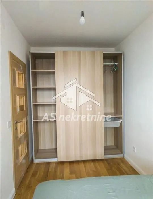 Rent, two bedroom apartment, 55m², Vračar Sve Podlokacije, Beograd